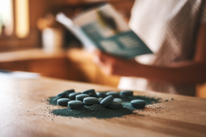 Spiruline Danger : Risques et Précautions à Connaître Avant Consommation