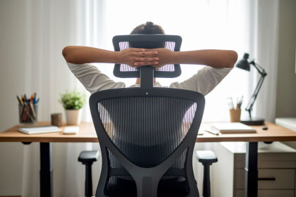 Ergonomie et bien-être : adapter son espace de travail à domicile