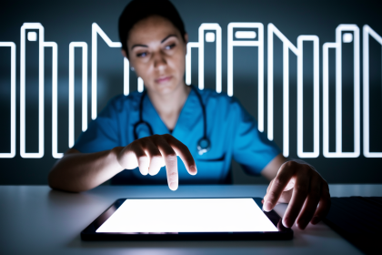 Transition numérique des dossiers patients : enjeux et solutions pour les praticiens